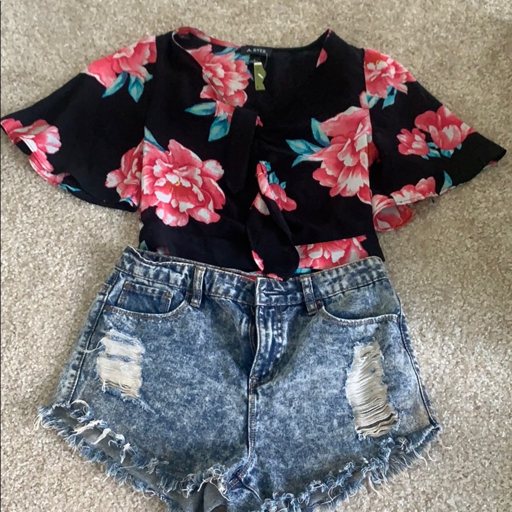Cute summer crop top and shorts!